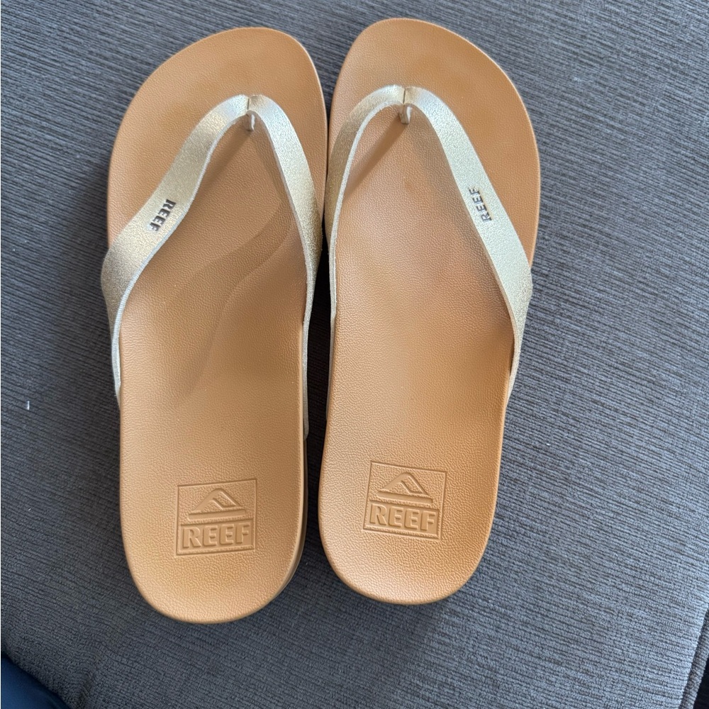 Reef Women’s Gold Metallic Flip Flop Sandals